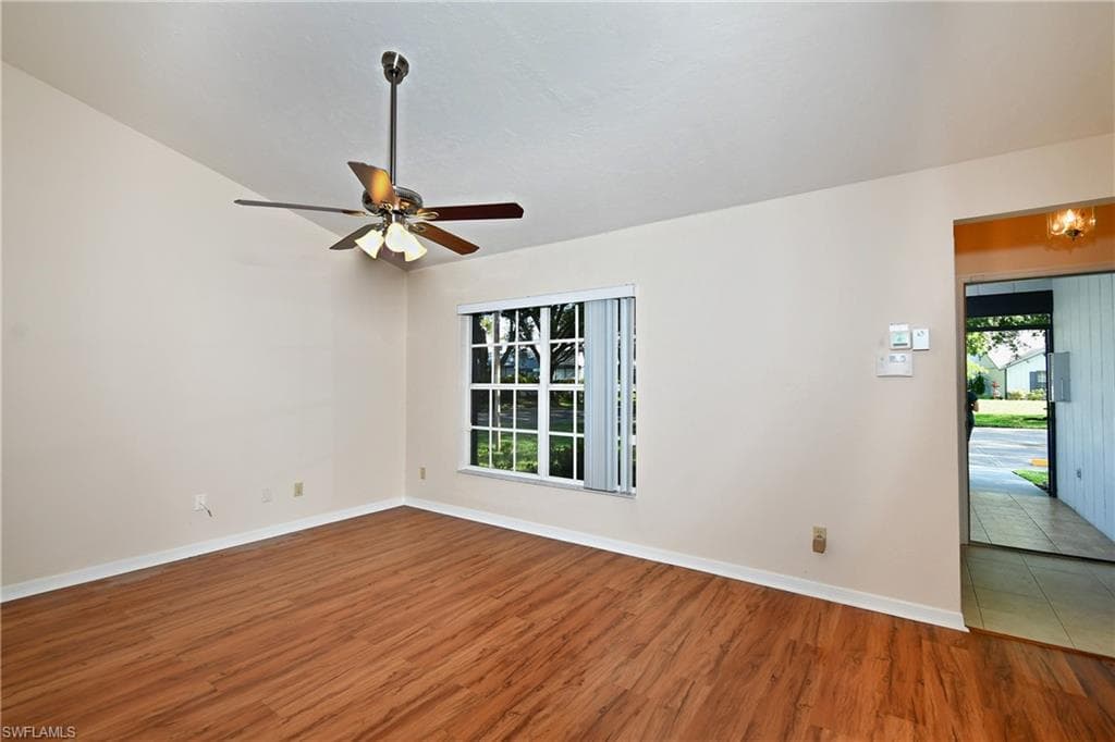 10655 Vanceboro CT-4