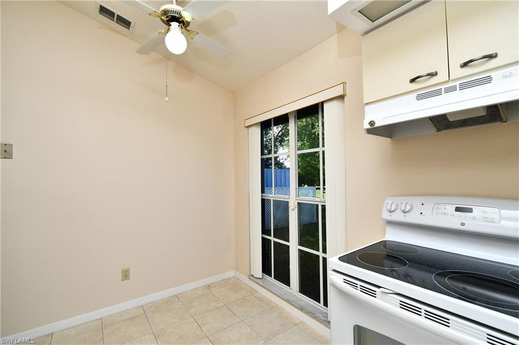 10655 Vanceboro CT-8