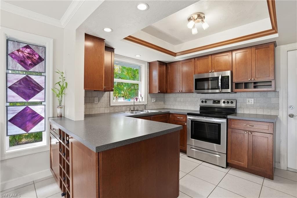 2500 10th ST N-4