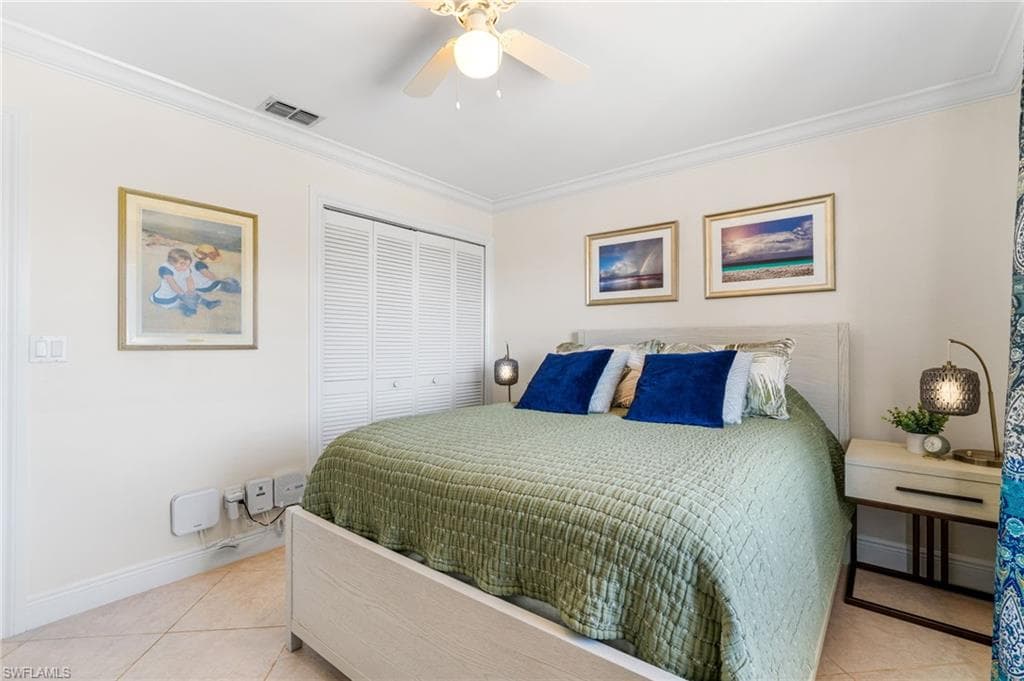 4616 Skyline BLVD 207-15