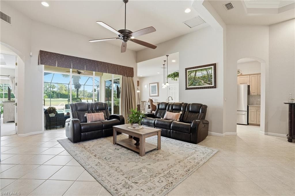 28529 Risorsa PL, BONITA SPRINGS FL 34135-5