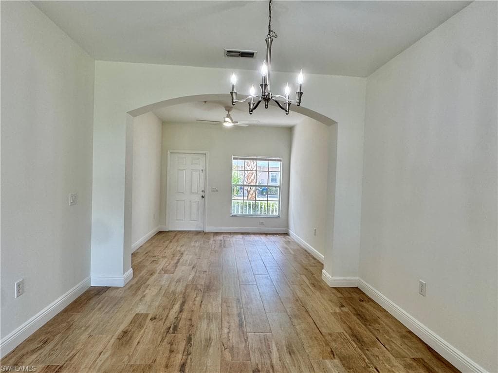 3255 Tamara DR 4-4