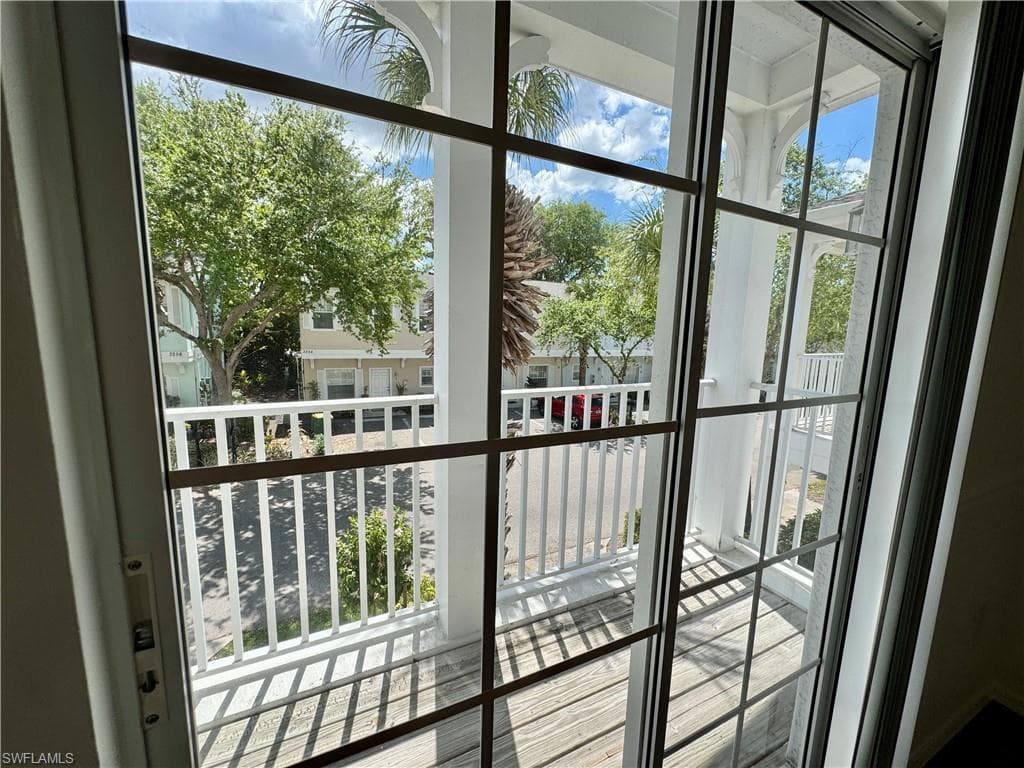 3255 Tamara DR 4-23