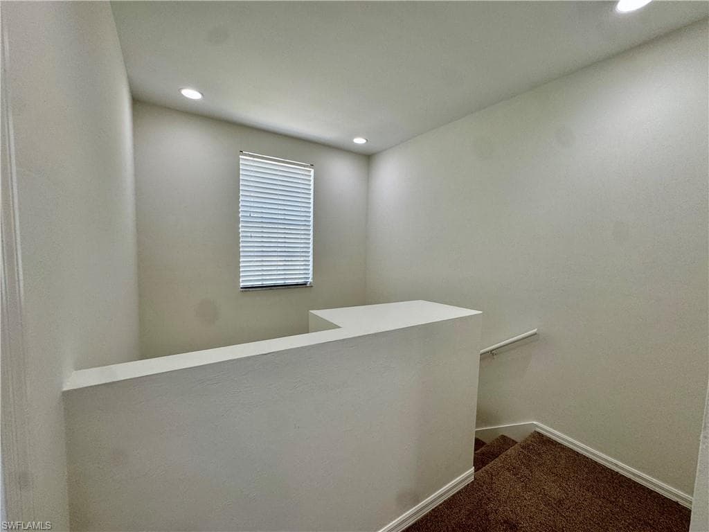 3255 Tamara DR 4-28