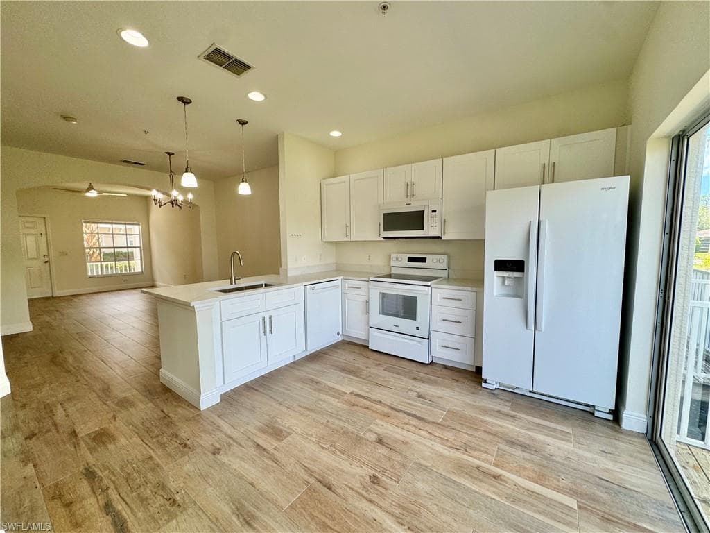 3255 Tamara DR 4-3