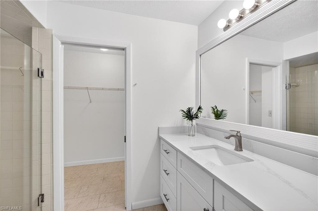 3916 SE 11TH PL 503-11