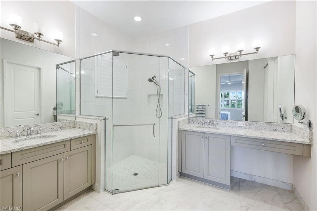 28440 Burano DR-15