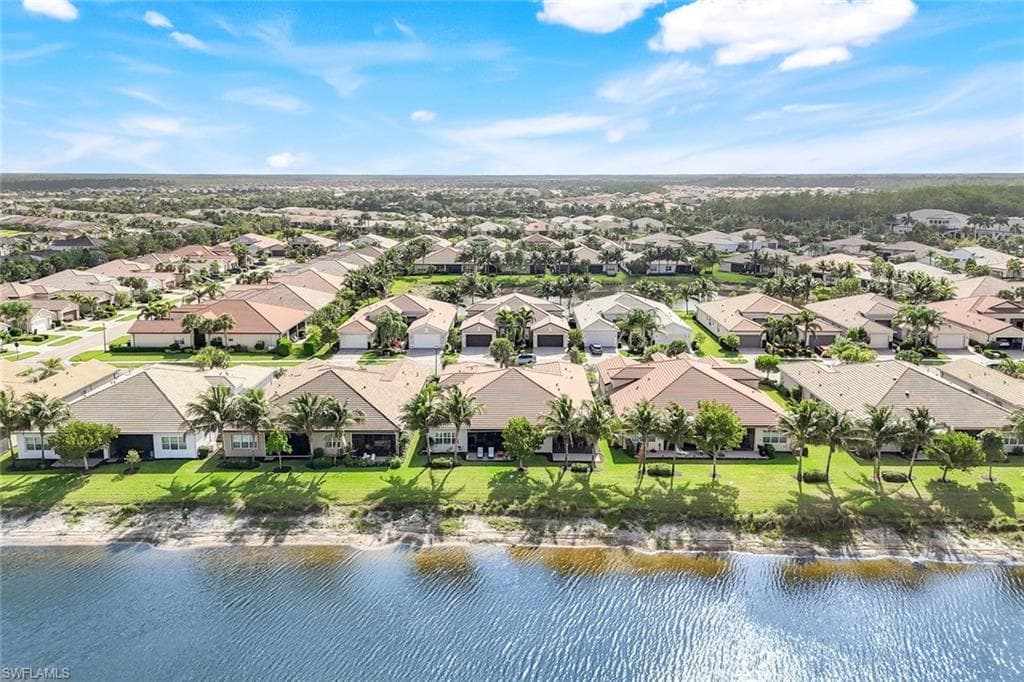 28440 Burano DR-32