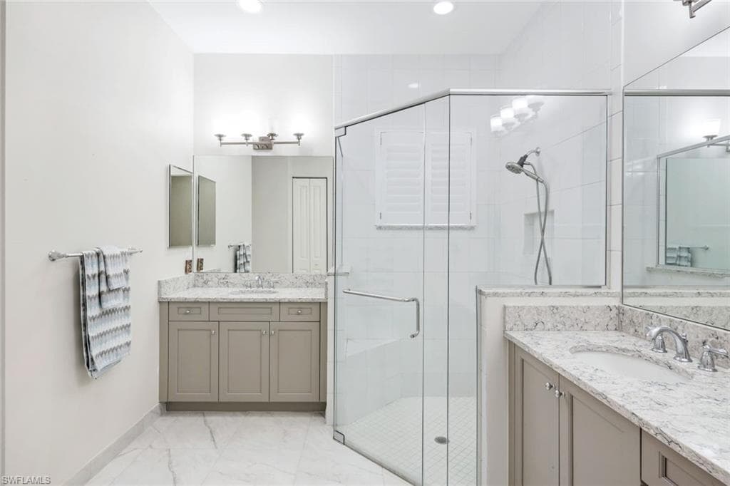 28440 Burano DR-14