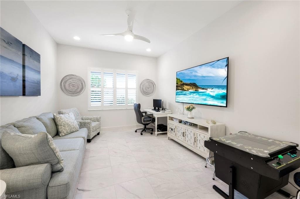 28440 Burano DR-18