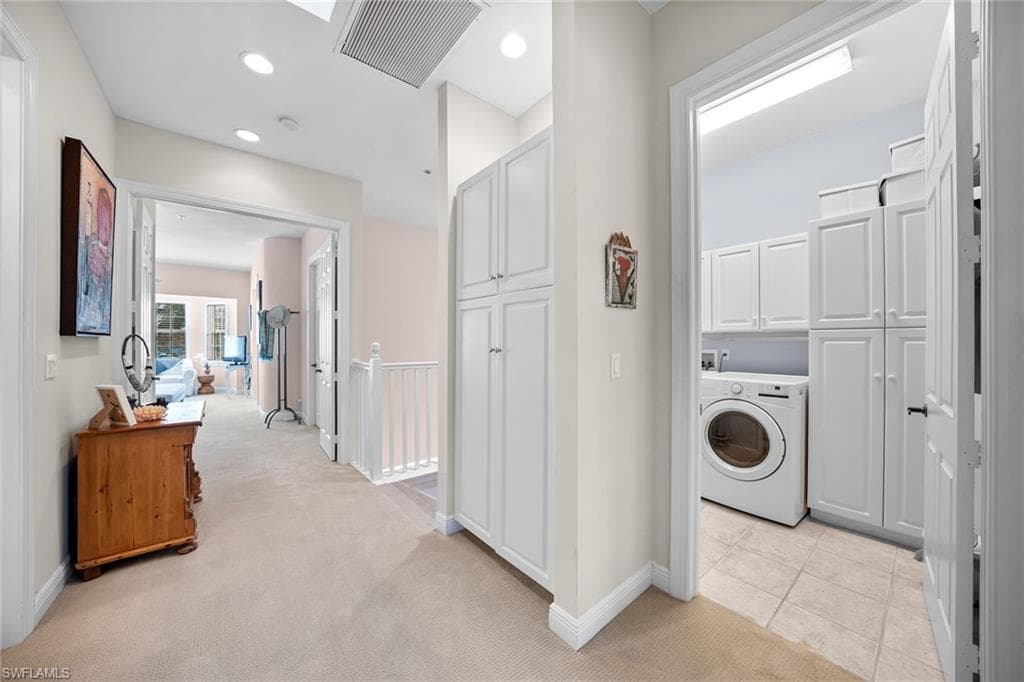 443 8th AVE S 104-27