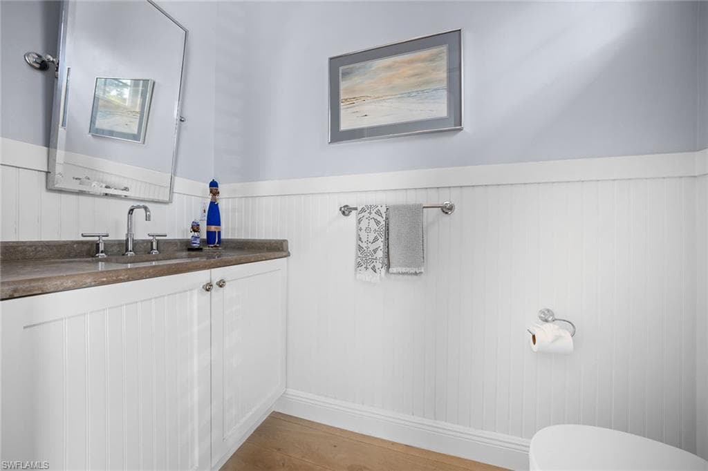 443 8th AVE S 104-33