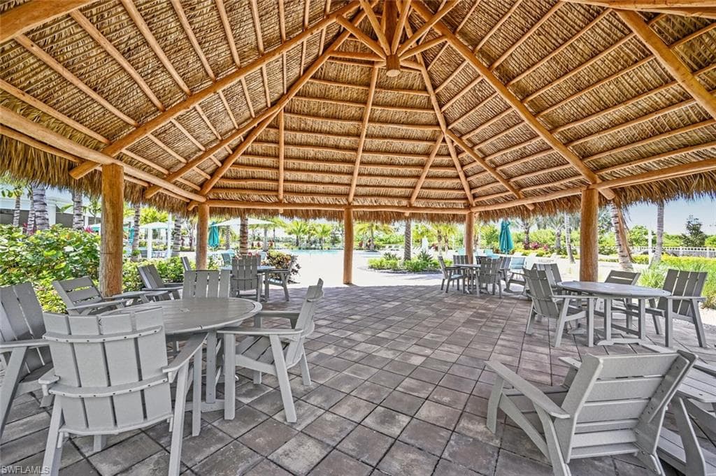 28076 SEASONS TIDE AVE, BONITA SPRINGS FL 34135-37