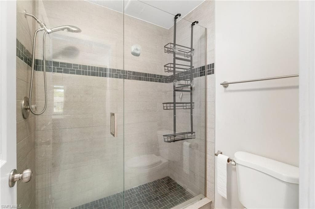 5700 Woodmere Lake CIR E201-12