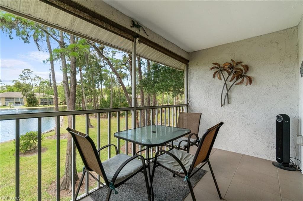 5700 Woodmere Lake CIR E201-15