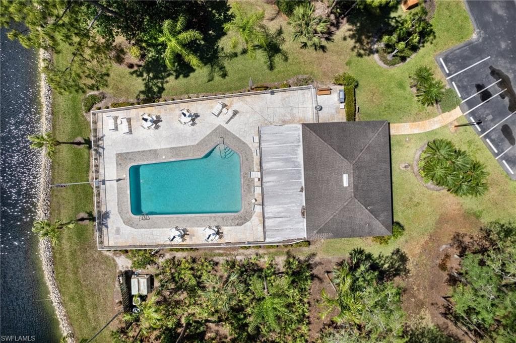 5700 Woodmere Lake CIR E201-19