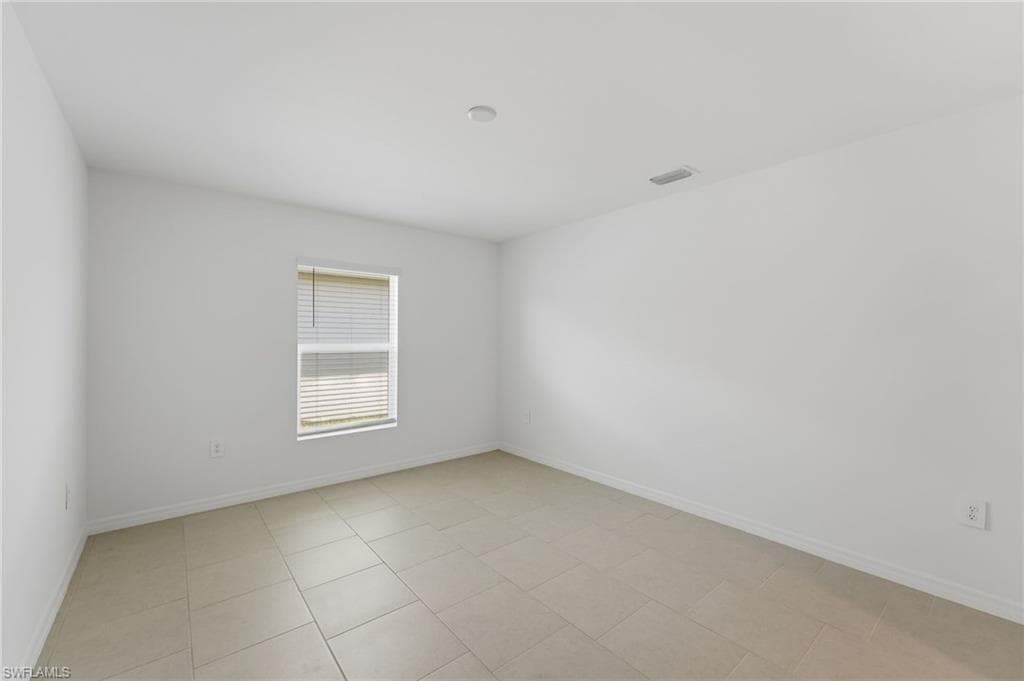 11913 Savanna Lakes BLVD, LEHIGH ACRES FL 33974-5