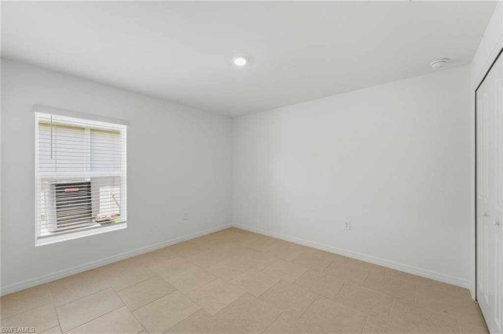 11913 Savanna Lakes BLVD, LEHIGH ACRES FL 33974-4