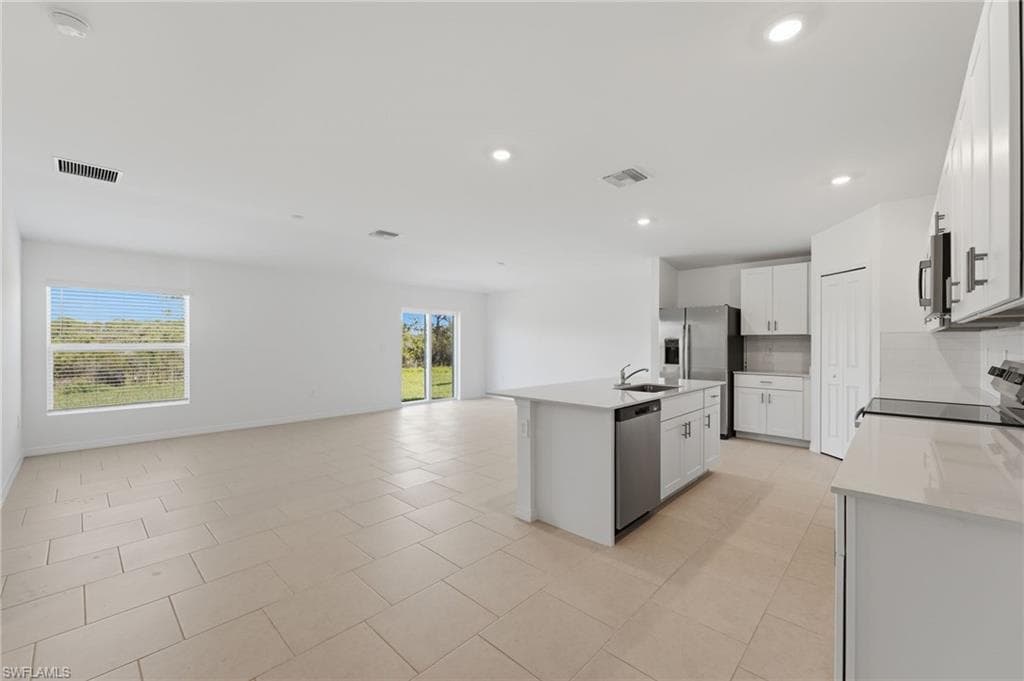 11913 Savanna Lakes BLVD, LEHIGH ACRES FL 33974-9