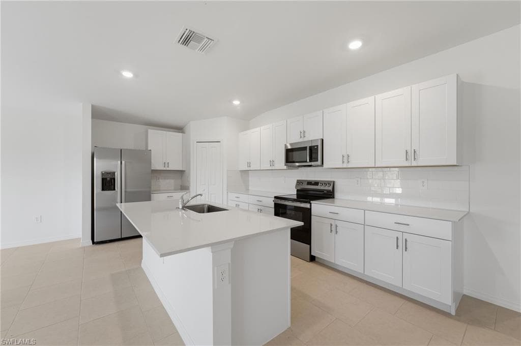 11913 Savanna Lakes BLVD, LEHIGH ACRES FL 33974-10
