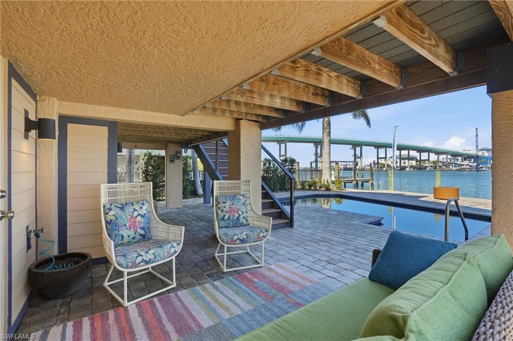 280 Primo DR, FORT MYERS BEACH FL 33931-32