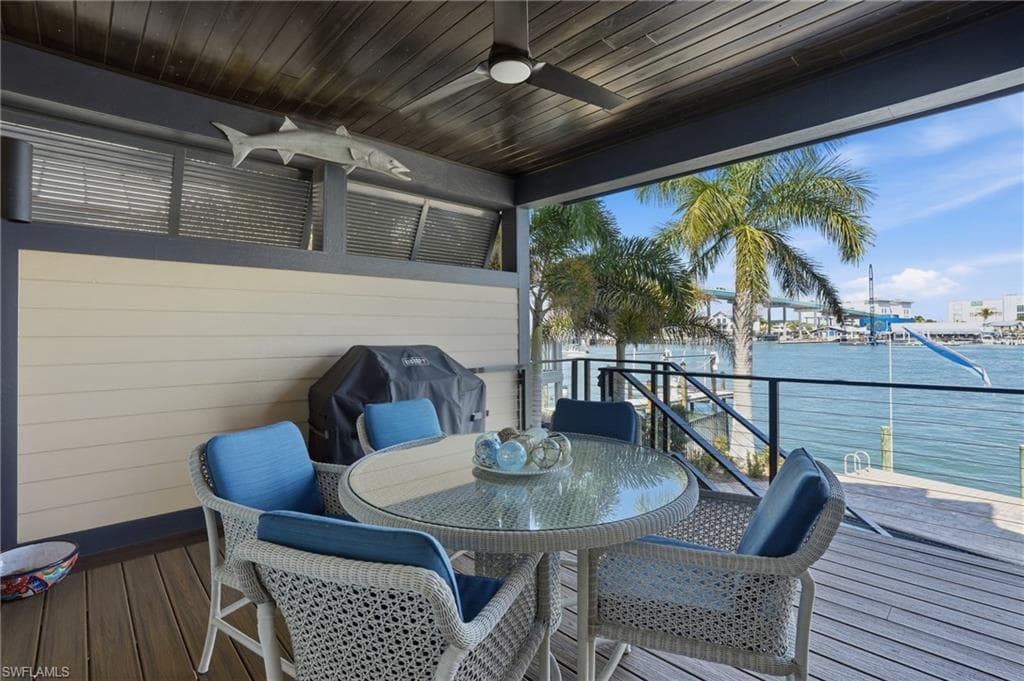280 Primo DR, FORT MYERS BEACH FL 33931-30