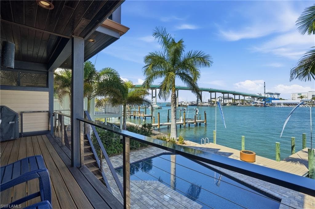 280 Primo DR, FORT MYERS BEACH FL 33931-3