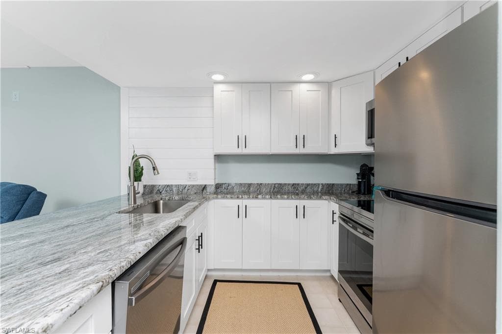 3160 Matecumbe Key RD # 214, PUNTA GORDA FL 33955-12