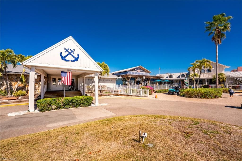 3160 Matecumbe Key RD # 214, PUNTA GORDA FL 33955-32