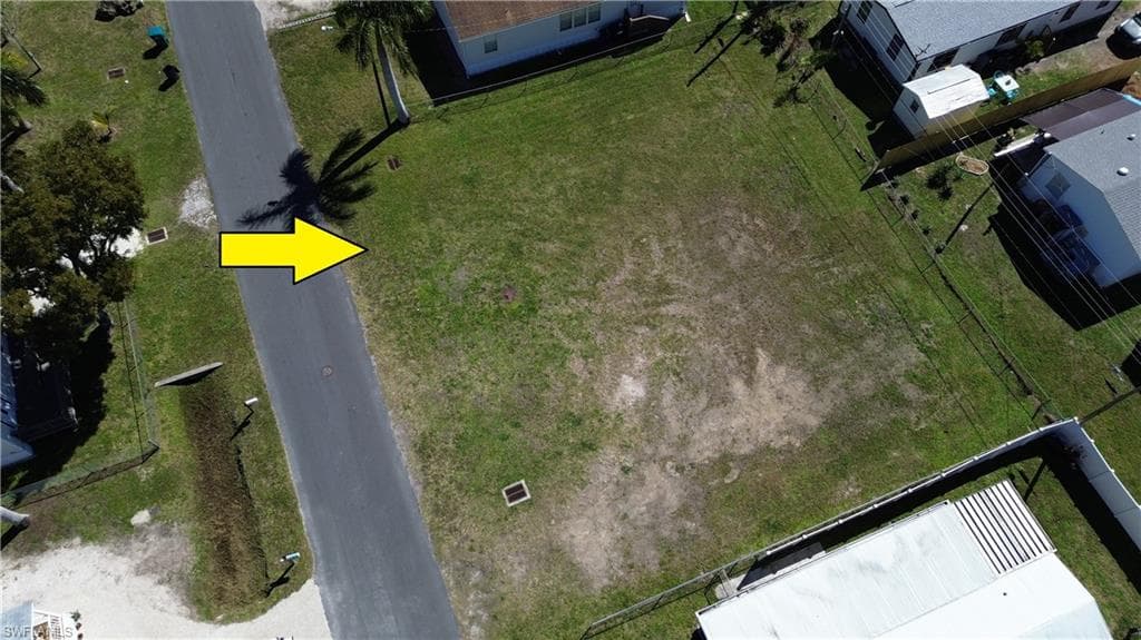 12101 Cypress DR, FORT MYERS FL 33908-5