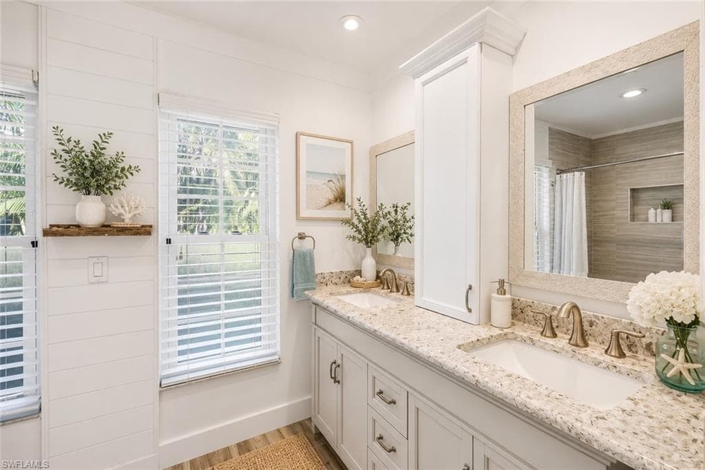 3653 Saybrook PL-19