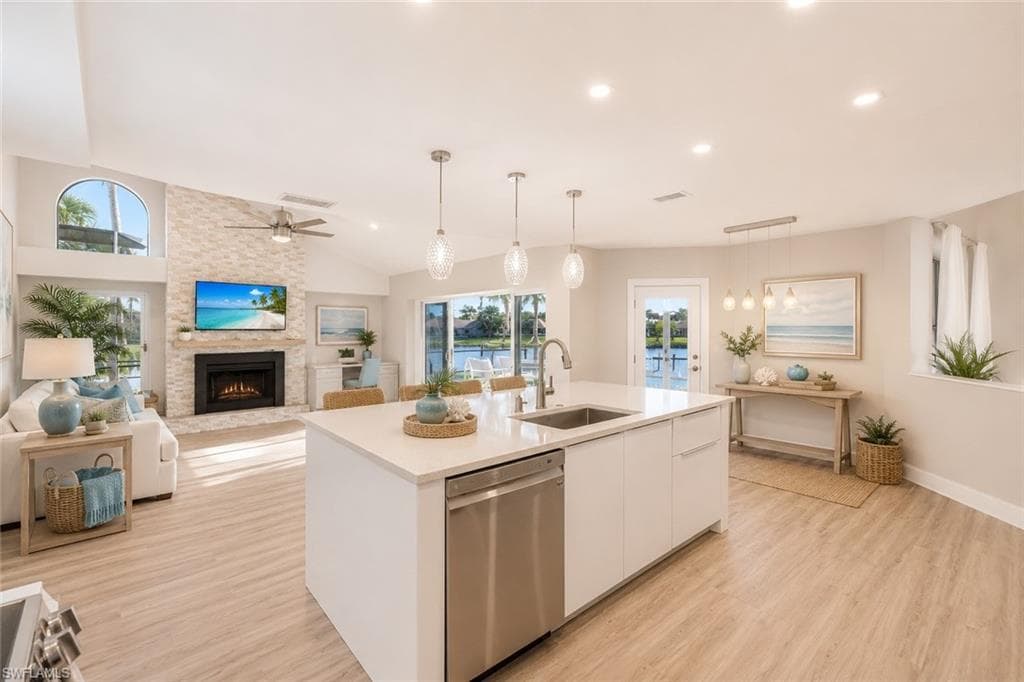 3653 Saybrook PL-9