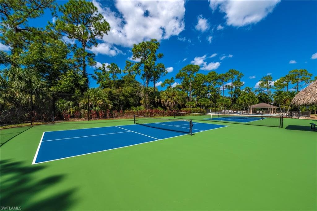 5060 Coldstream LN, NAPLES FL 34104-29
