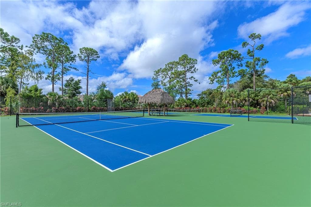 5060 Coldstream LN, NAPLES FL 34104-32