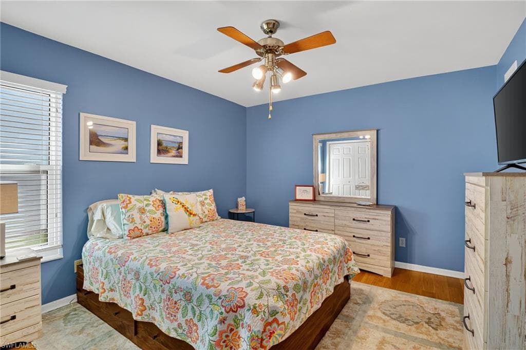 5060 Coldstream LN, NAPLES FL 34104-24