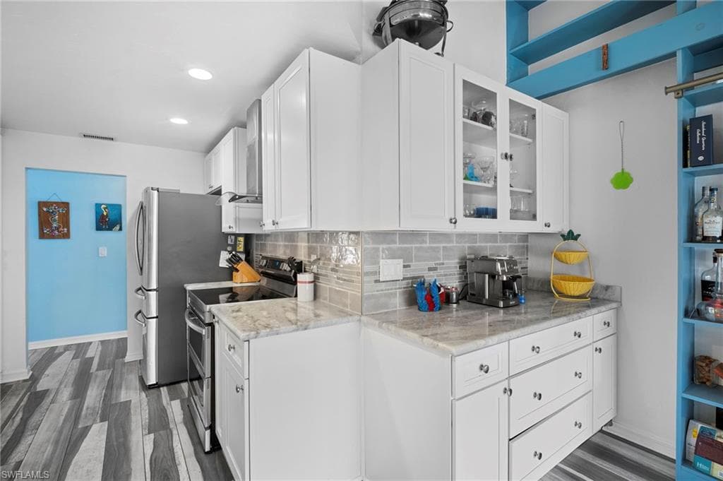 27126 Harbor DR-16