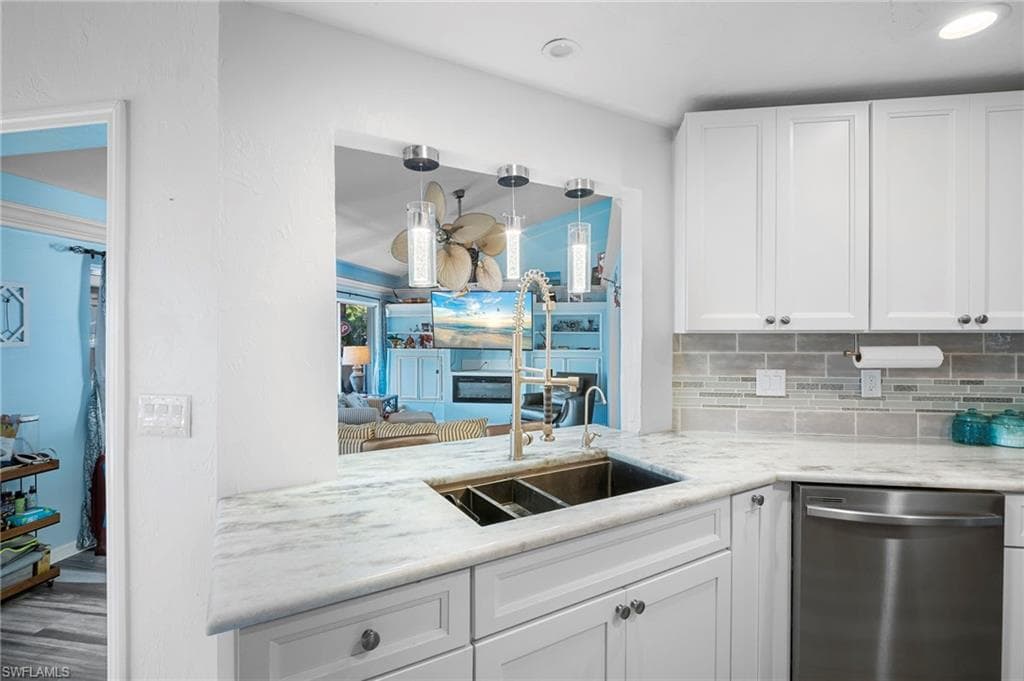 27126 Harbor DR-19
