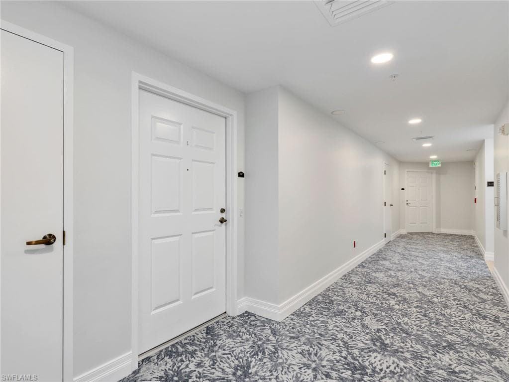 1001 Arbor Lake DR 707-24
