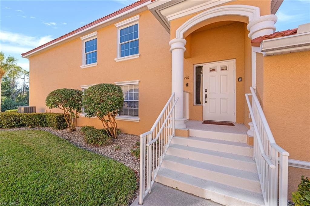 14080 Eagle Ridge Lakes DR 201-33