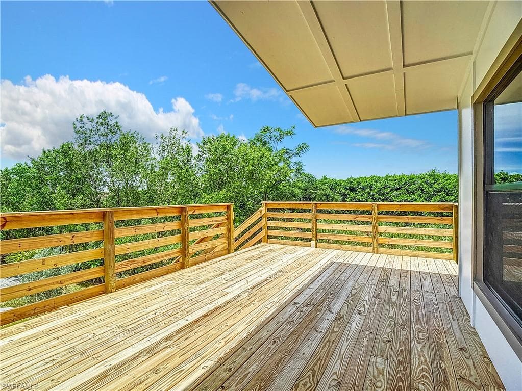 2505 Storter AVE, NAPLES FL 34112-46