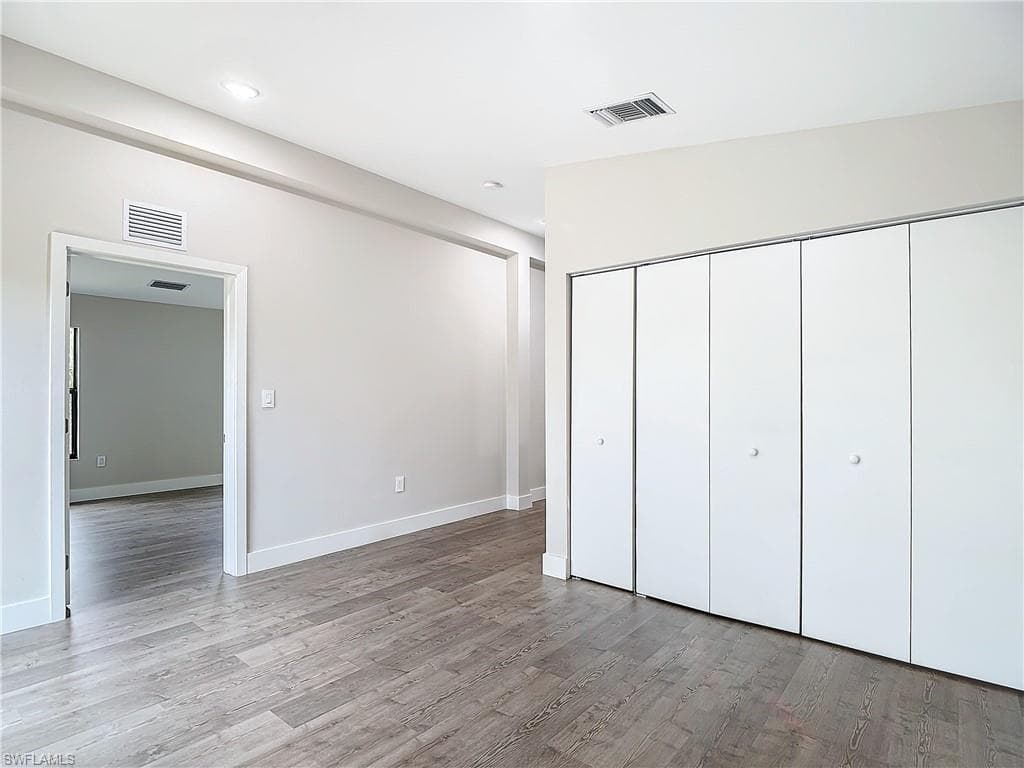 2505 Storter AVE, NAPLES FL 34112-19