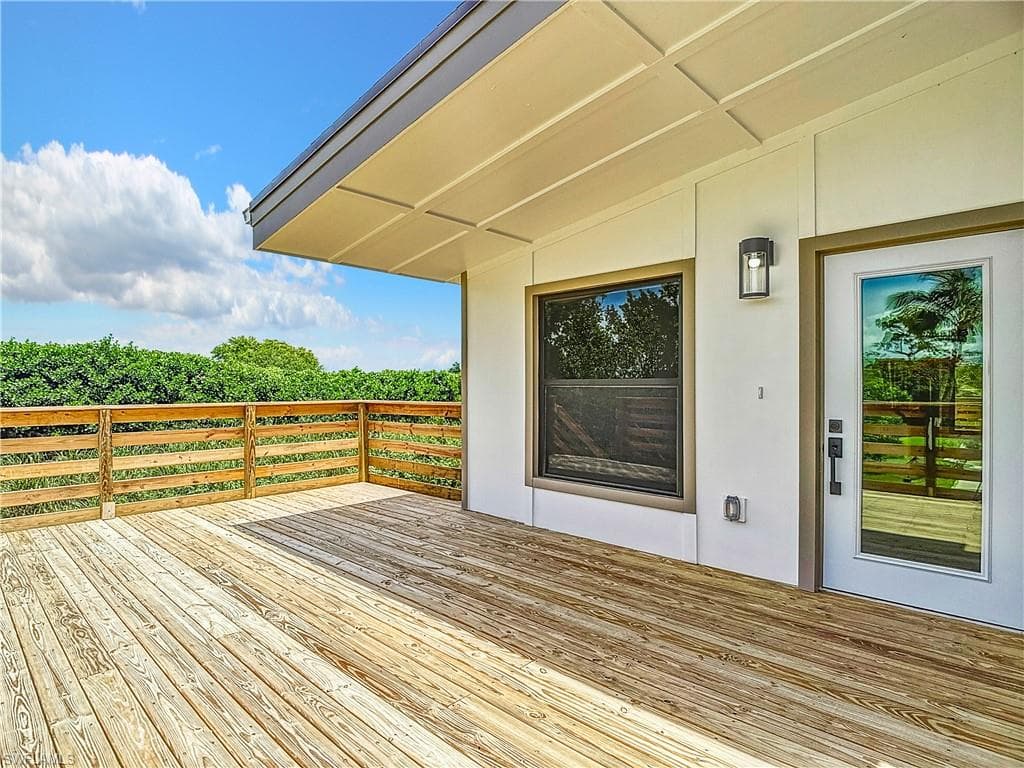 2505 Storter AVE, NAPLES FL 34112-48