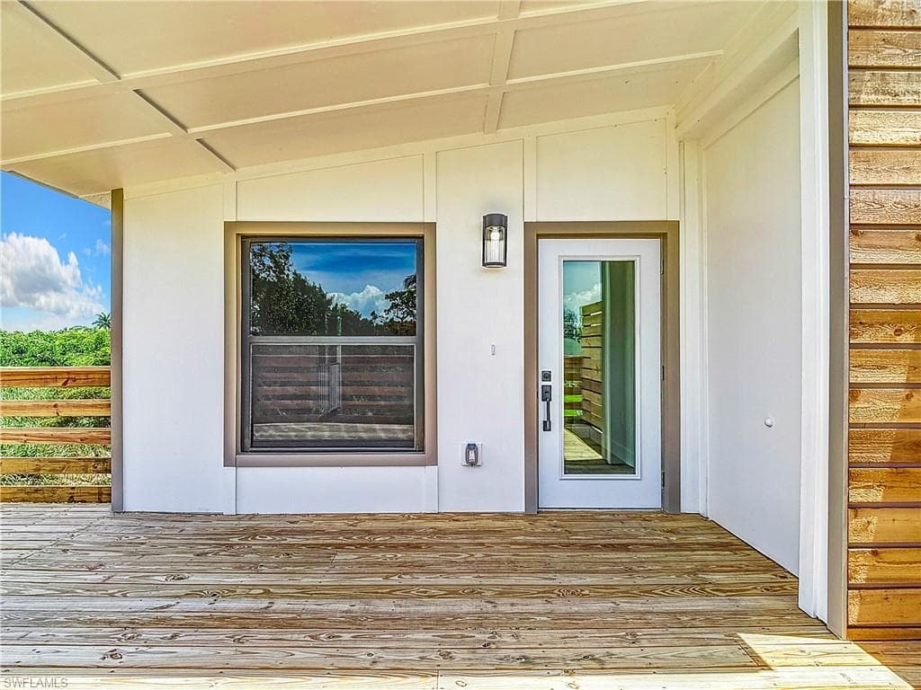2505 Storter AVE, NAPLES FL 34112-47