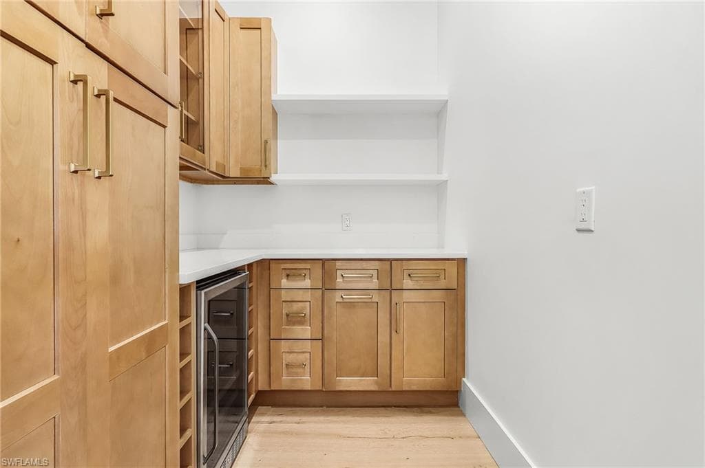 2393 Longboat DR-11