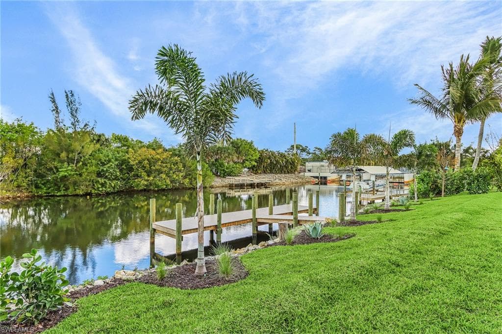2393 Longboat DR-40