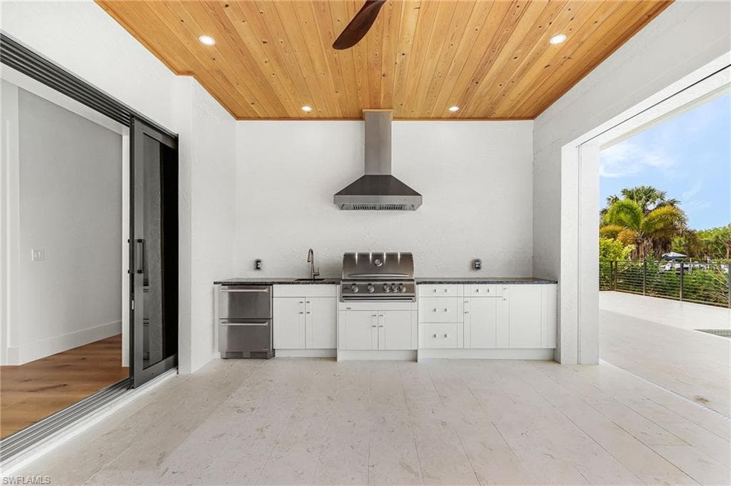 2393 Longboat DR-34