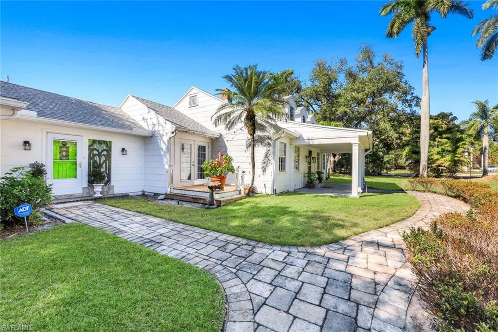 1321 Donna DR-2