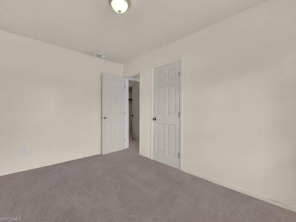 2124 E Gardenia CIR-12