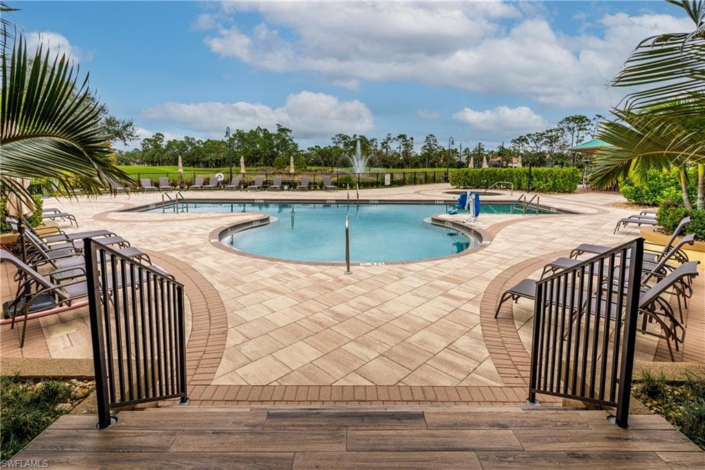 3972 Bishopwood CT E 2-203-33