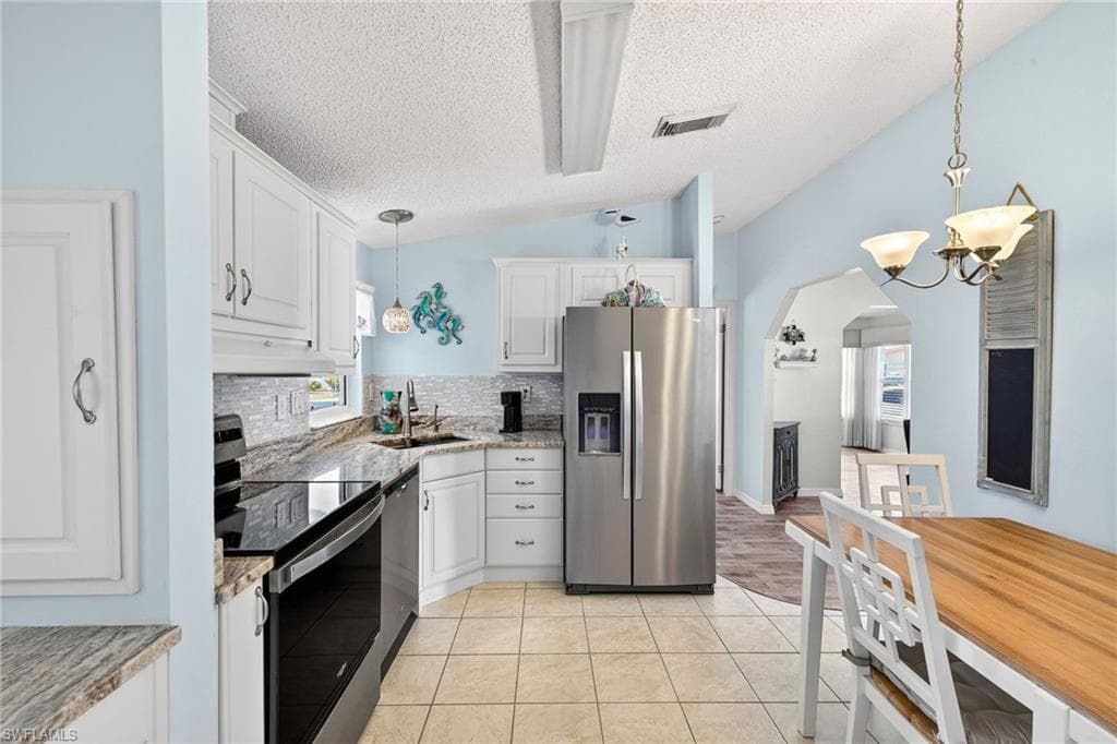 10390 Wales LOOP-4